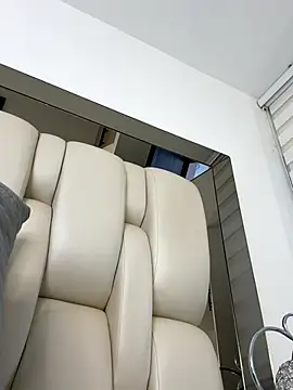 ALISSON FOXXX1 online show from September 2025 04:52:01 PM