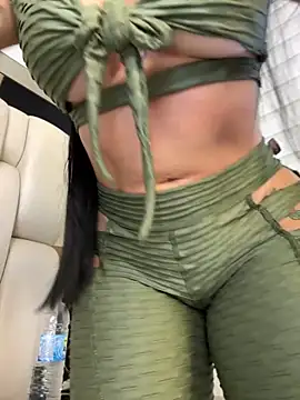 ALISSON FOXXX1 online show from September 2025 08:46:01 PM