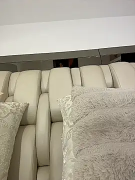 ALISSON FOXXX1 online show from April 2026 12:04:01 AM