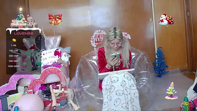 Skinygirl online show from December 2025 06:59:02 PM