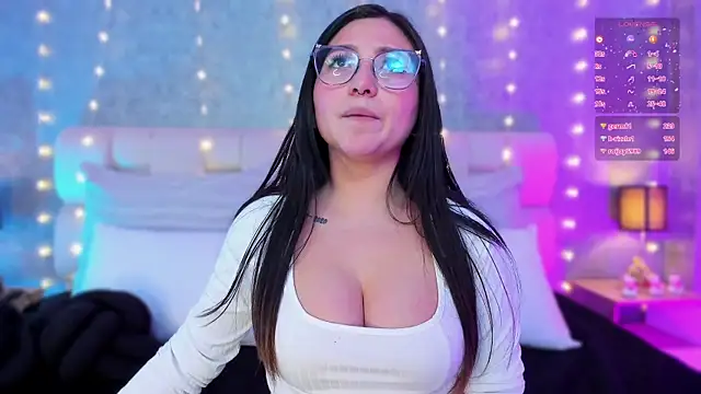 lucy neil online show from December 2024 01:08:01 AM