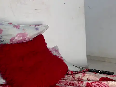 girl tits online show from February 2025 07:24:02 AM