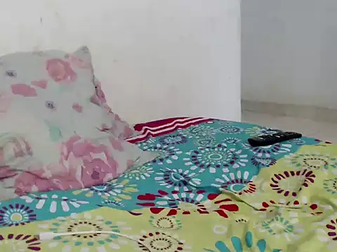 girl tits online show from March 2025 08:18:02 PM