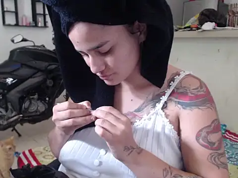 girl tits online show from March 2025 06:25:01 PM