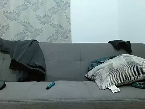 tuyo1995 online show from October 2025 12:34:02 PM