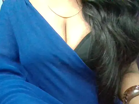 Roopshikha39 online show from October 2025 07:13:01 PM