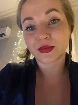 Snapshot of Lady__Maria chatting on December 2024 03:44:02 PM Lady Maria online show from December 2024 03:44:02 PM
