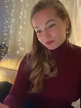 Snapshot of Lady__Maria chatting on December 2024 07:42:02 PM Lady Maria online show from December 2024 07:42:02 PM
