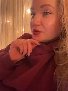 Snapshot of Lady__Maria chatting on February 2025 06:44:01 PM Lady Maria online show from February 2025 06:44:01 PM