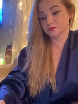 Snapshot of Lady__Maria chatting on February 2025 04:00:02 PM Lady Maria online show from February 2025 04:00:02 PM