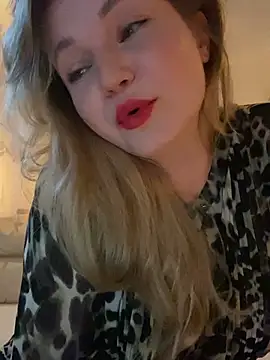 Lady  Maria online show from February 2026 04:32:01 PM