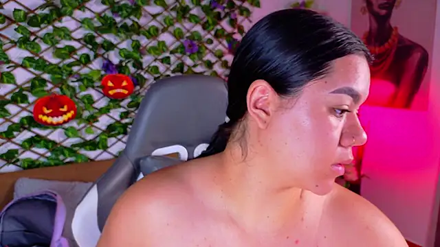 Snapshot of annie_barozzi chatting on October 2025 01:33:02 PM annie barozzi online show from October 2025 01:33:02 PM