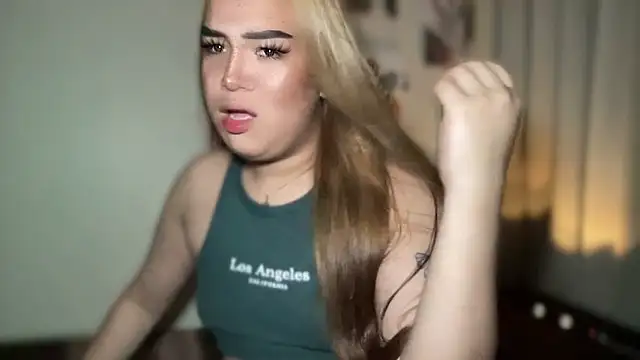 MissCataleyaxxx online show from March 2025 12:01:02 PM