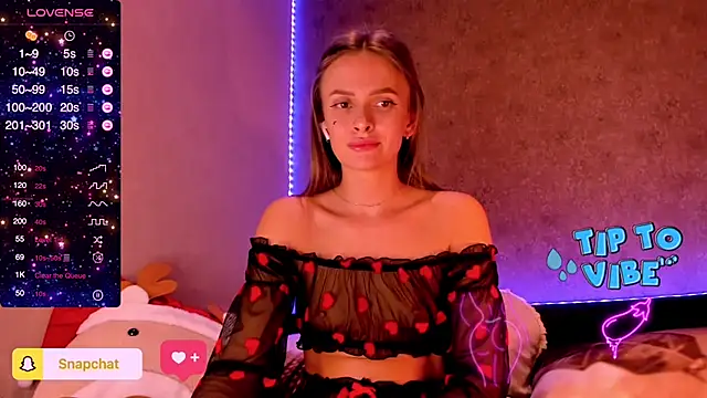 Snapshot of madina_taher chatting on December 2024 10:19:01 PM madina taher online show from December 2024 10:19:01 PM