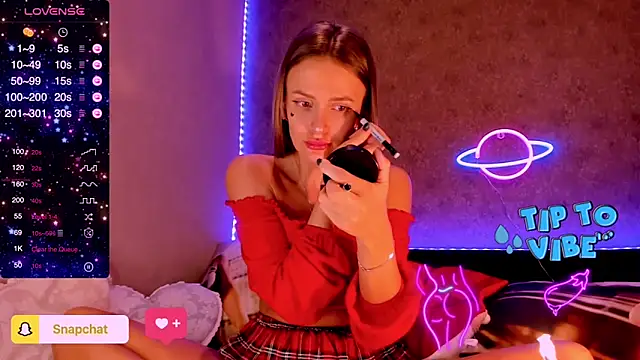 Snapshot of madina_taher chatting on January 2025 10:49:02 PM madina taher online show from January 2025 10:49:02 PM