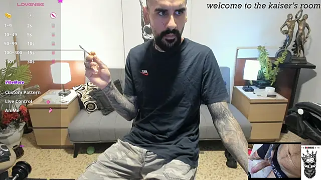 kaiser679  online show from March 2026 10:46:01 PM