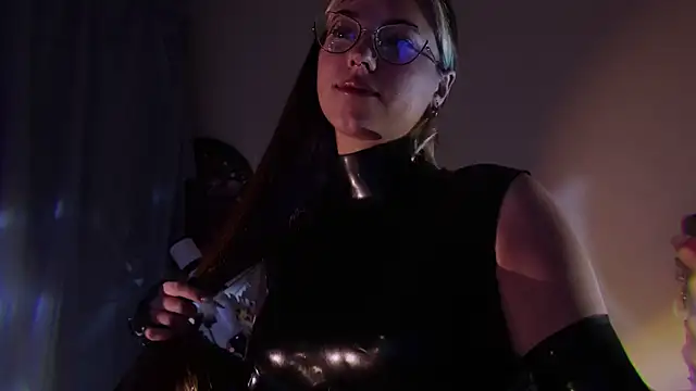 Scarlett Wanner online show from November 2025 08:10:01 PM