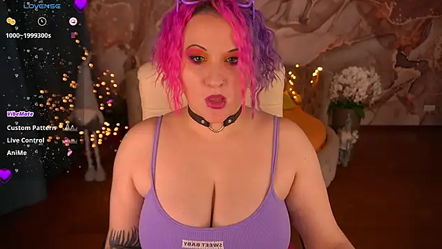 MiaVixenn online show from December 2024 09:54:02 PM