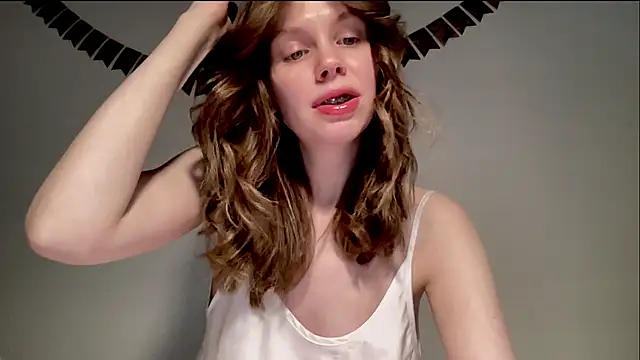 Nikki Mimimi online show from January 2025 10:11:01 AM