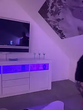 German Milf online show from March 2025 05:58:02 PM