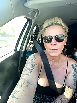 German Milf online show from October 2025 01:53:02 PM