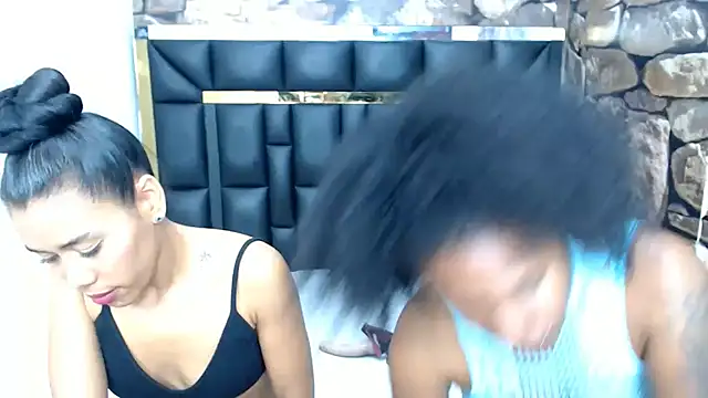 Snapshot of lizeth_keilyn chatting on December 2024 04:36:01 PM lizeth keilyn online show from December 2024 04:36:01 PM