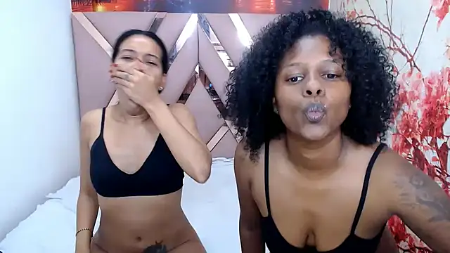 Snapshot of lizeth_keilyn chatting on February 2025 05:09:01 PM lizeth keilyn online show from February 2025 05:09:01 PM