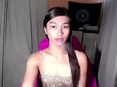 ToKeNa online show from October 2025 06:02:02 AM