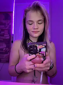 Cutiepiespanks online show from October 2025 05:35:02 AM