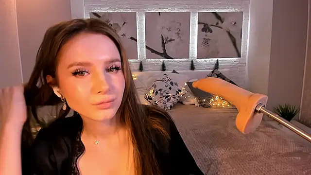 Betty June online show from January 2025 09:14:02 PM