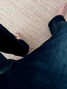 Snapshot of Mark_Dad chatting on December 2024 04:04:02 PM Mark Dad online show from December 2024 04:04:02 PM