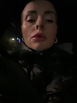 Snapshot of EmaSalis chatting on December 2024 05:48:01 PM EmaSalis online show from December 2024 05:48:01 PM