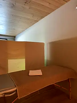 Snapshot of EmaSalis chatting on September 2025 10:50:01 AM EmaSalis online show from September 2025 10:50:01 AM