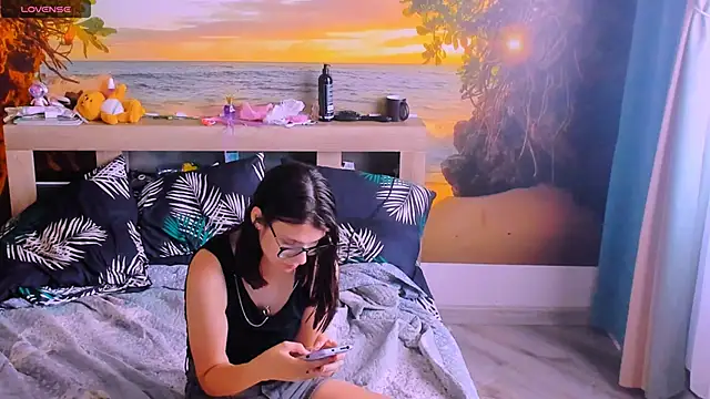MollyLollipop online show from June 2026 04:59:01 AM