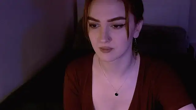 Snapshot of LilyFarey chatting on December 2024 08:27:02 PM LilyFarey online show from December 2024 08:27:02 PM