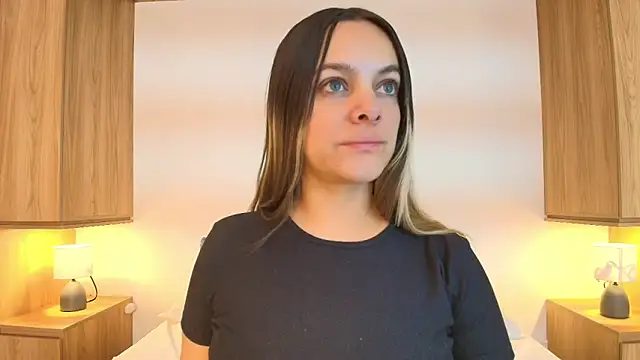 Isabella Harley online show from September 2025 12:42:01 PM