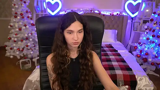 BabyFlowerr online show from December 2024 11:06:02 PM