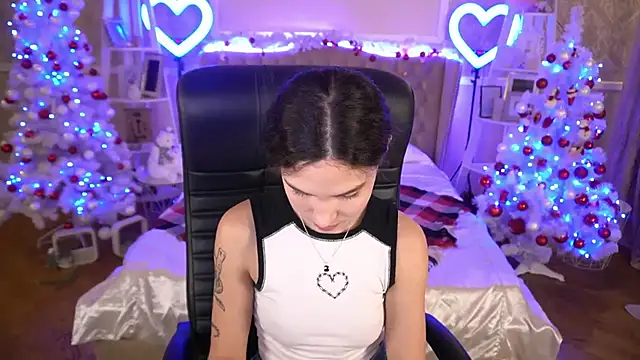 BabyFlowerr online show from January 2025 04:20:01 AM