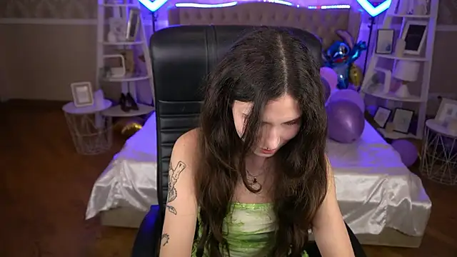BabyFlowerr online show from January 2025 07:46:01 PM