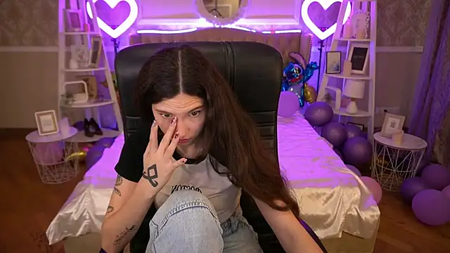 BabyFlowerr online show from January 2025 11:04:01 PM