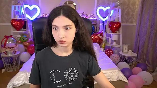 BabyFlowerr online show from February 2025 07:53:01 PM