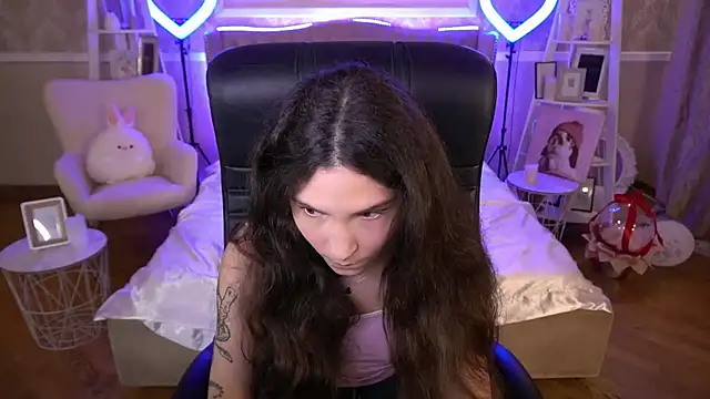 BabyFlowerr online show from March 2025 07:59:02 PM