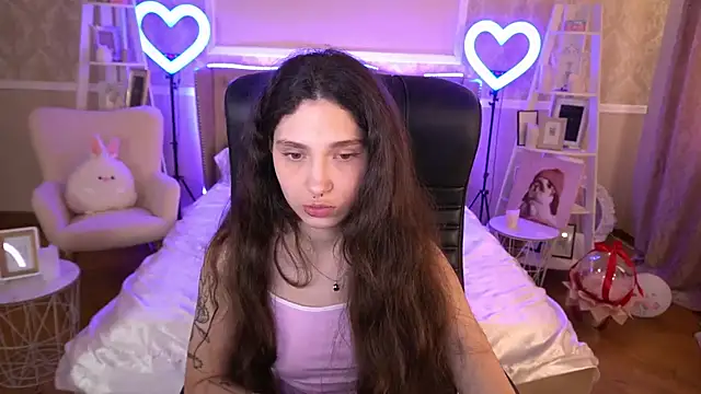 BabyFlowerr online show from March 2025 04:38:01 AM