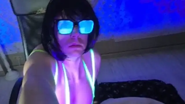 Snapshot of slankecrosdresser chatting on May 2026 09:00:01 PM slankecrosdresser online show from May 2026 09:00:01 PM