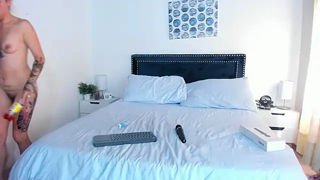 ZulyMichels online show from February 2025 07:00:01 PM