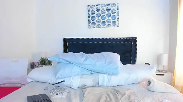 ZulyMichels online show from February 2025 04:16:01 PM