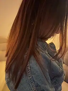 marcimaa online show from April 2026 10:01:02 PM