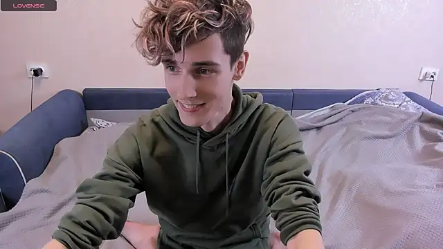 James Mills online show from December 2024 07:10:01 PM