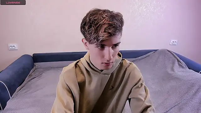 James Mills online show from January 2025 08:12:01 PM