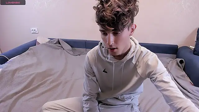 James Mills online show from February 2025 07:19:02 PM